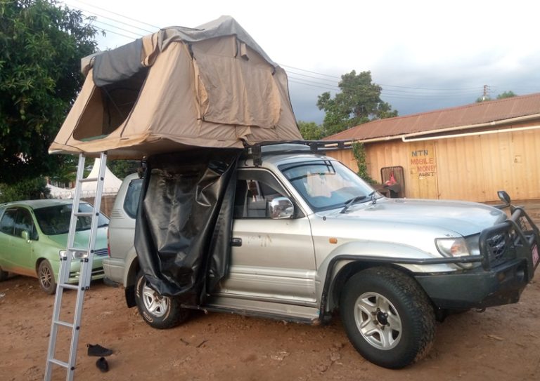 Landcruiser-Prado-Tx-with-a-tent