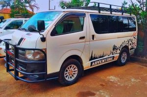 Toyota Hiace - 4x4 Burundi
