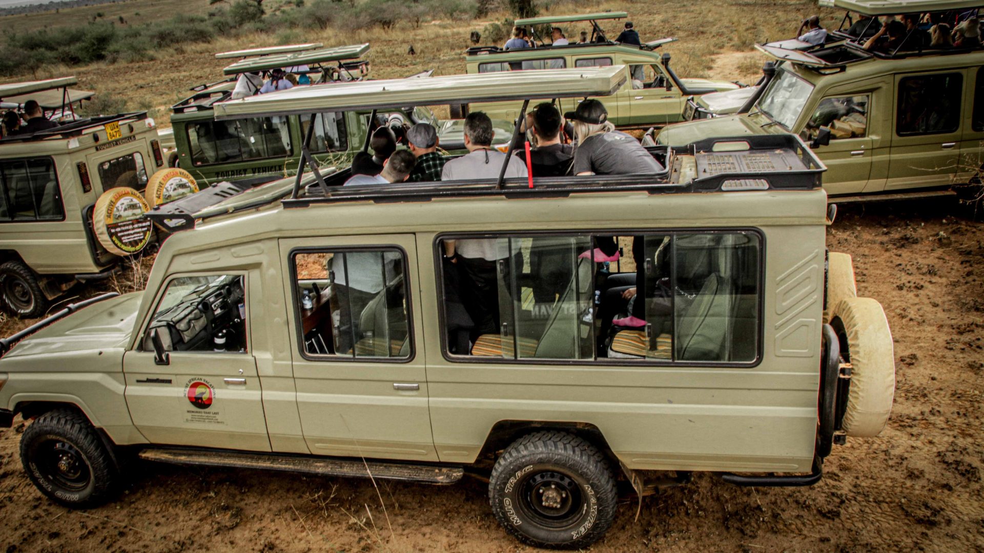 4x4 Land Cruiser Rental